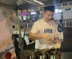 网红甜水面小哥爆料视频,幕后制作过程大曝光！